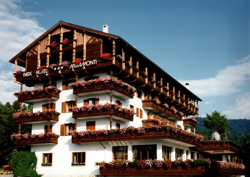 Park Hotel Miramonti Folgaria Exterior photo